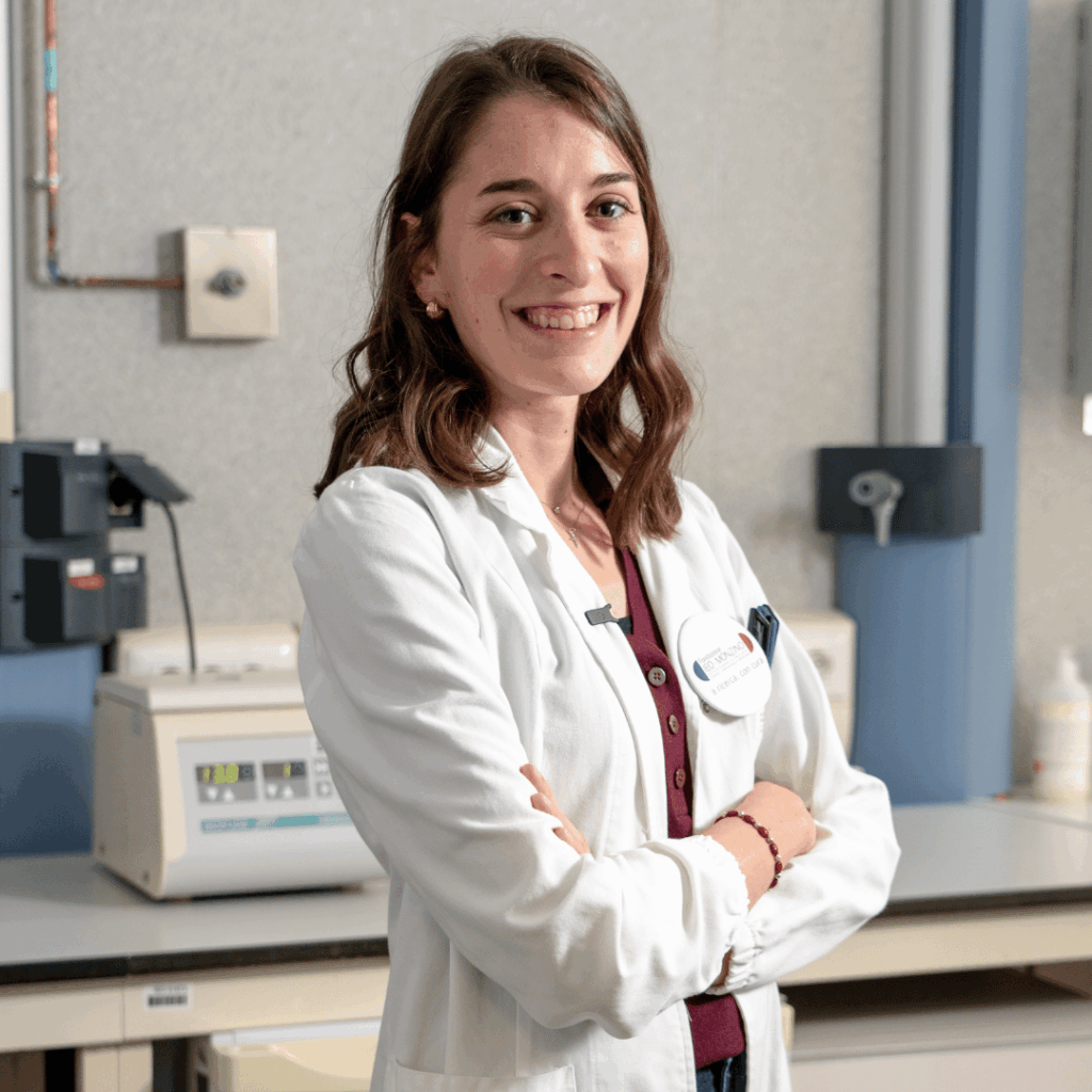 Chiara Provasi, ricercatrice IEO che porta avanti il progetto sul vaccino a mRNA per il carcinoma mammario triplo negativo